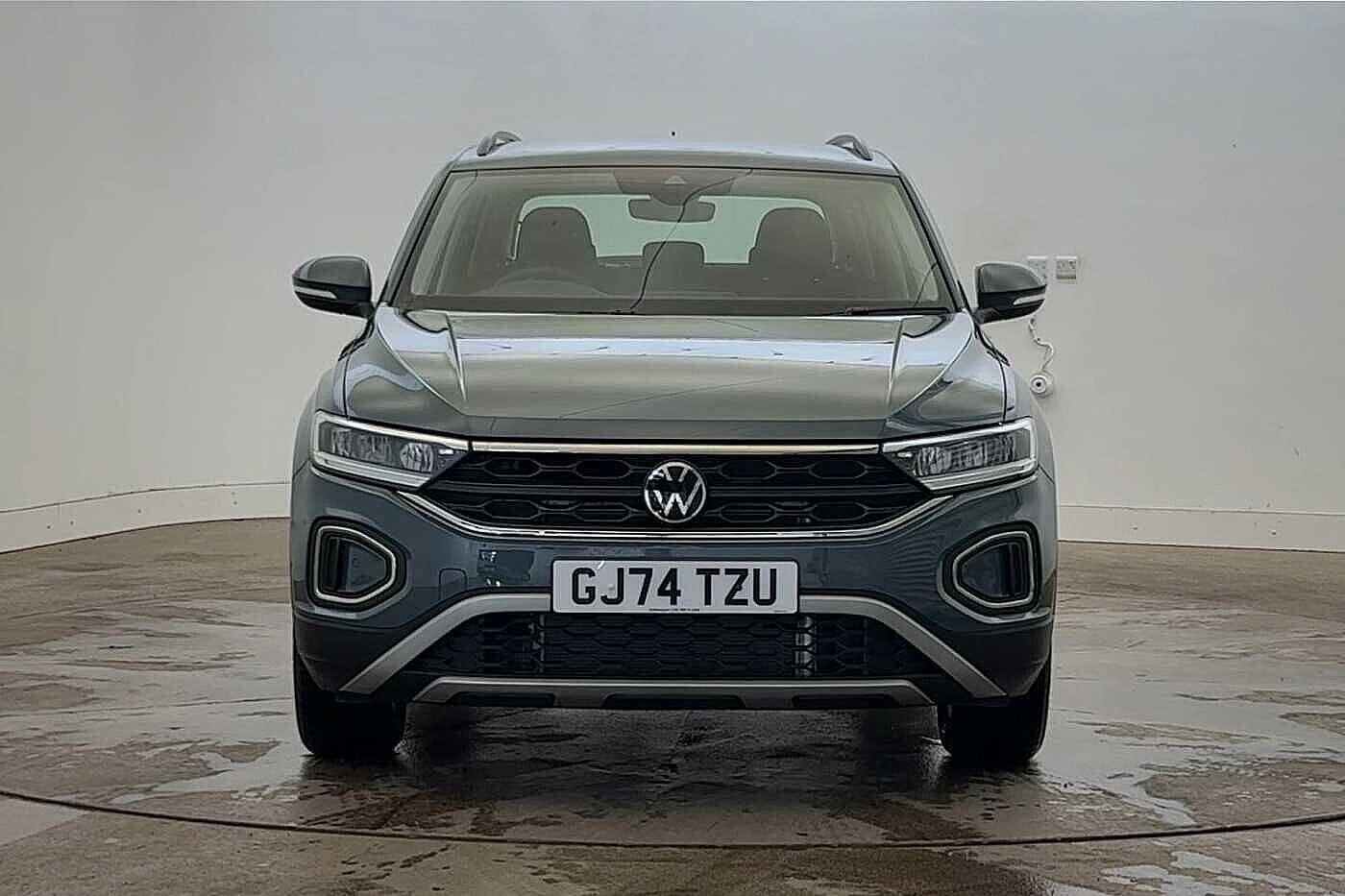 Used Volkswagen T-Roc 2024 for sale - 76330820: Photo 7
