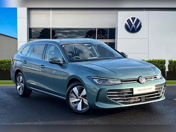 Used Volkswagen Passat 2025 for sale - 77382512: Photo