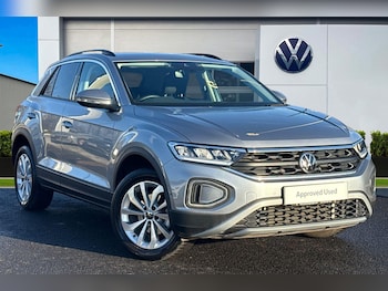 Used Volkswagen T-Roc 2025 for sale - 77233265: Photo