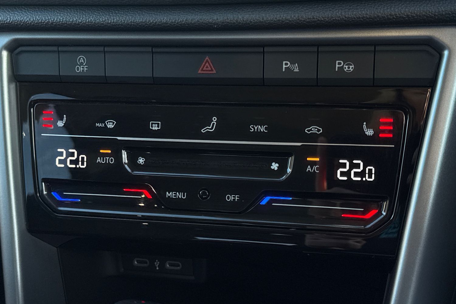 Used Volkswagen T-Roc 2025 for sale - 77233265: Photo 21