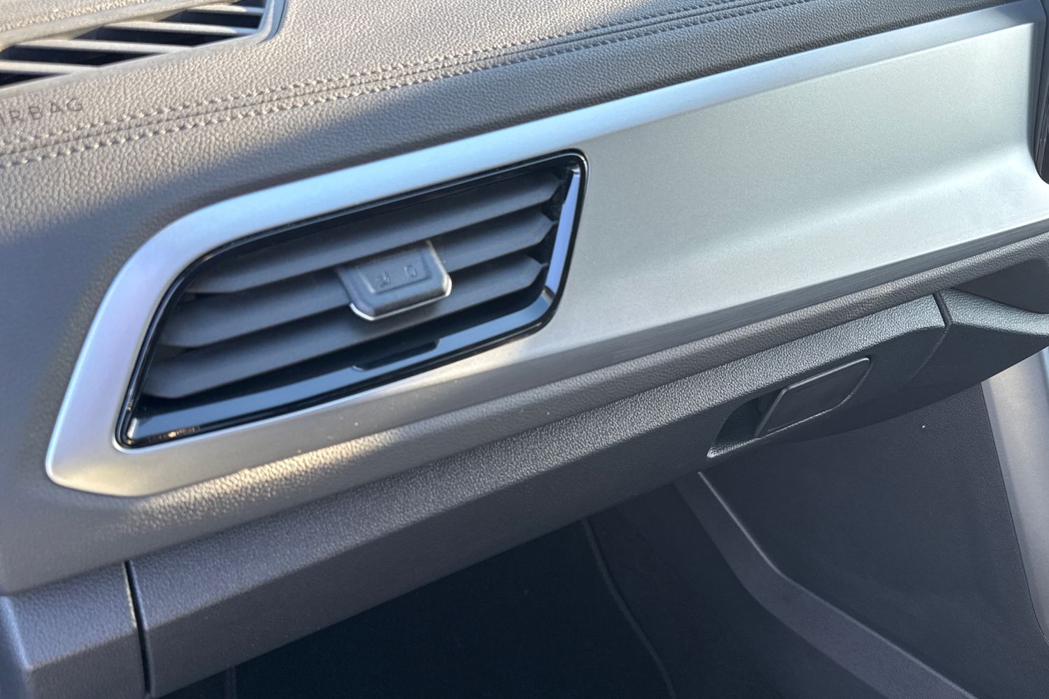 Used Volkswagen T-Roc 2025 for sale - 77233265: Photo 28