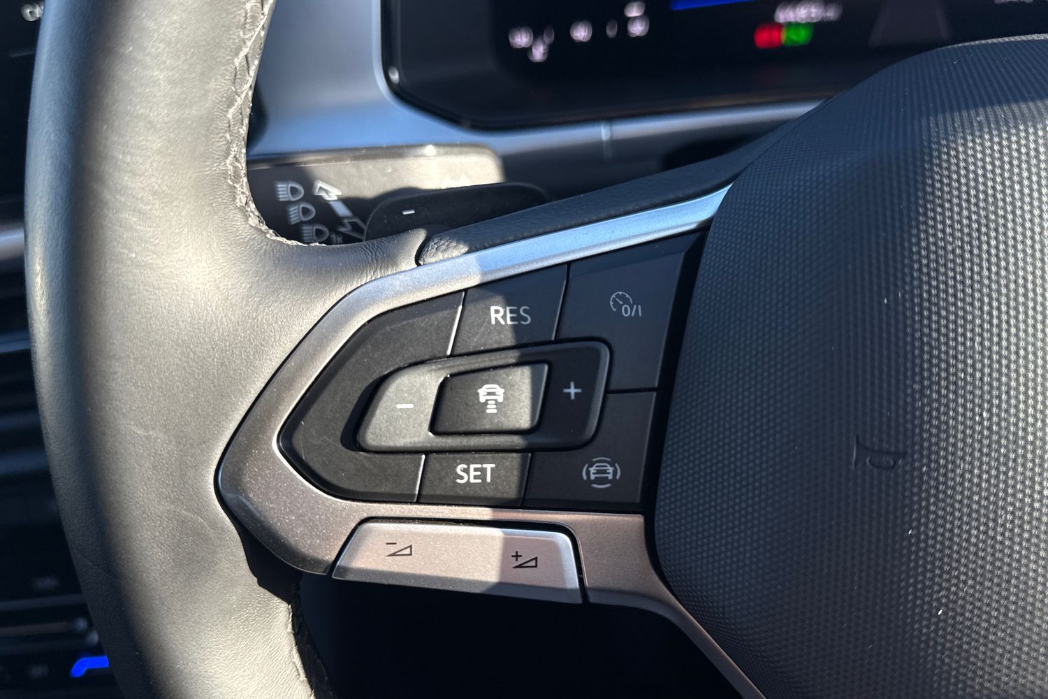 Used Volkswagen T-Roc 2025 for sale - 77233265: Photo 29