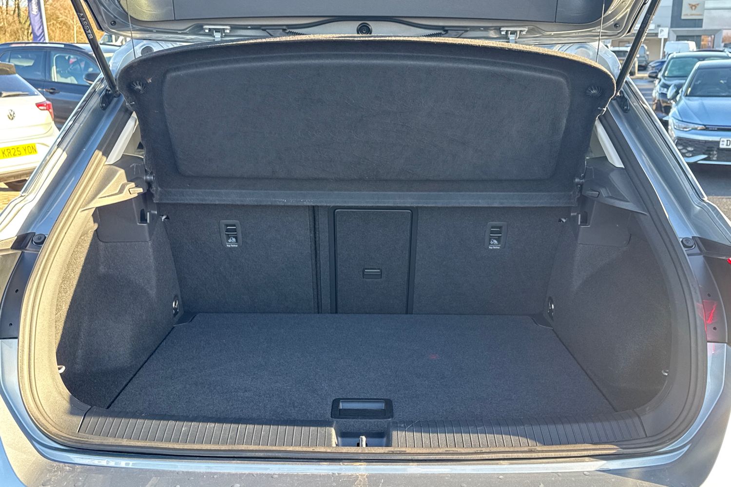 Used Volkswagen T-Roc 2025 for sale - 77233265: Photo 6