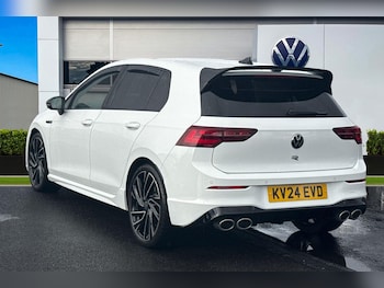 Used Volkswagen Golf 2024 for sale - 77577623: Photo