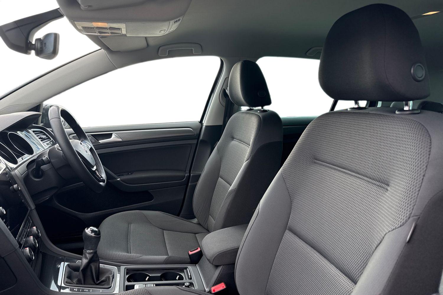 Used Volkswagen Golf 2019 for sale - 76401683: Photo 16