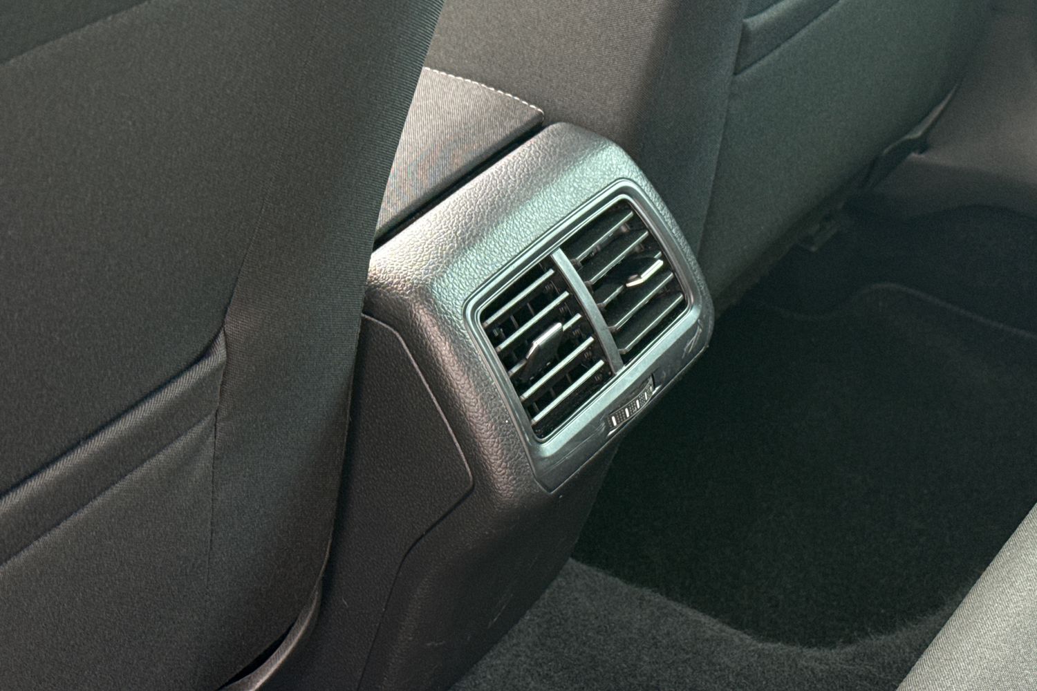 Used Volkswagen Golf 2019 for sale - 76401683: Photo 32