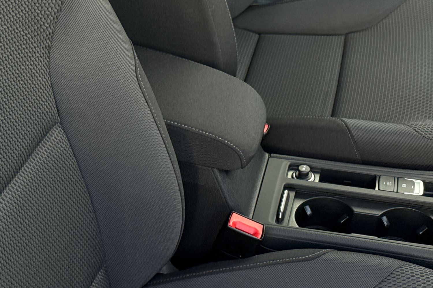 Used Volkswagen Golf 2019 for sale - 76401683: Photo 34