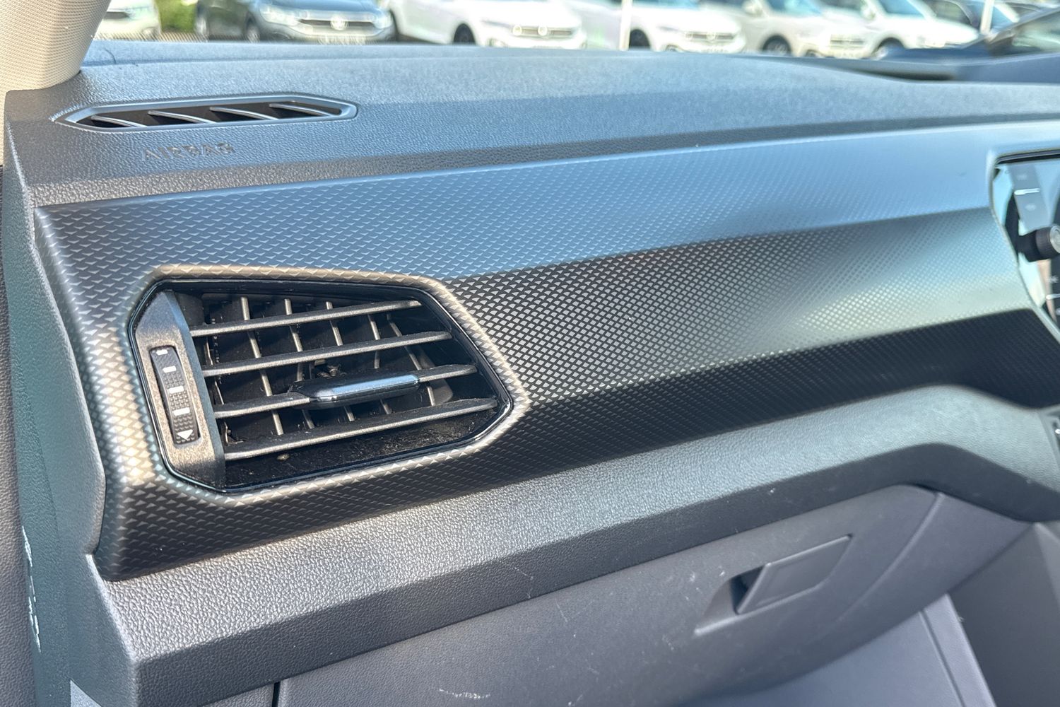 Used Volkswagen T-Cross 2019 for sale - 76069734: Photo 31