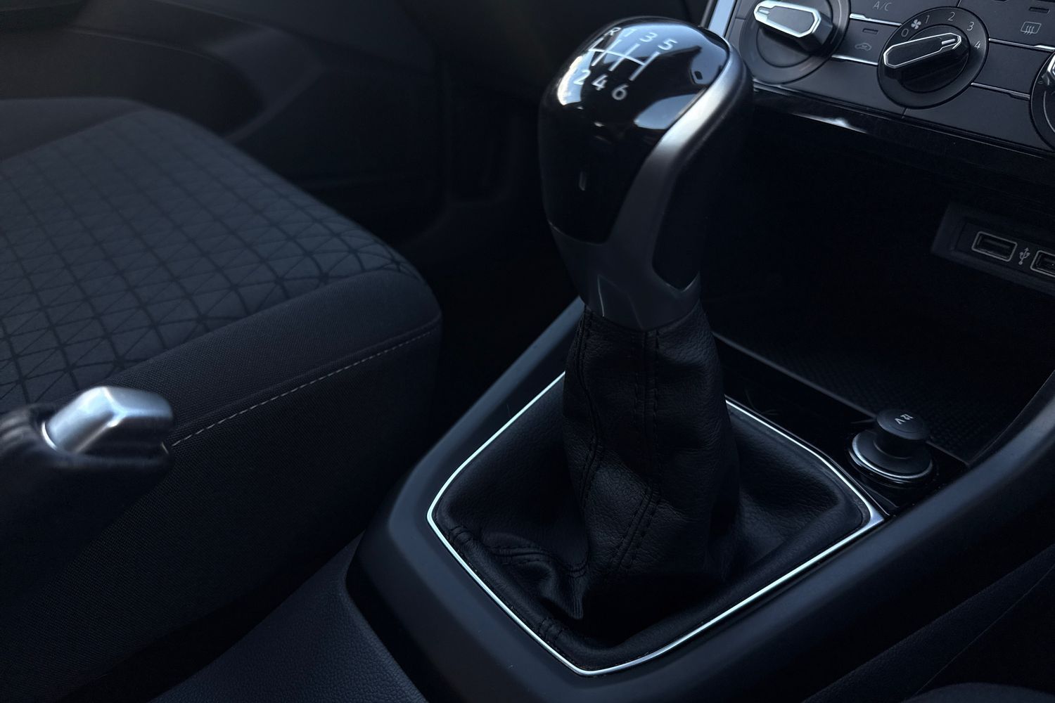 Used Volkswagen T-Cross 2019 for sale - 76069734: Photo 39