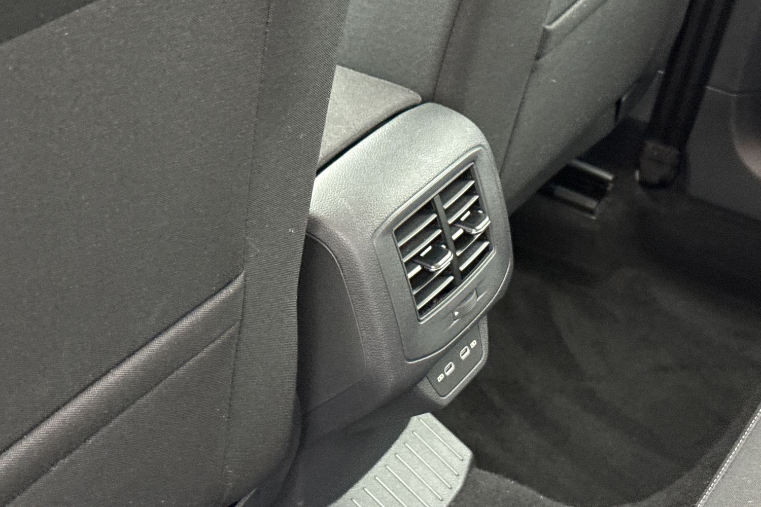 Used Volkswagen T-Roc 2025 for sale - 76197763: Photo 30