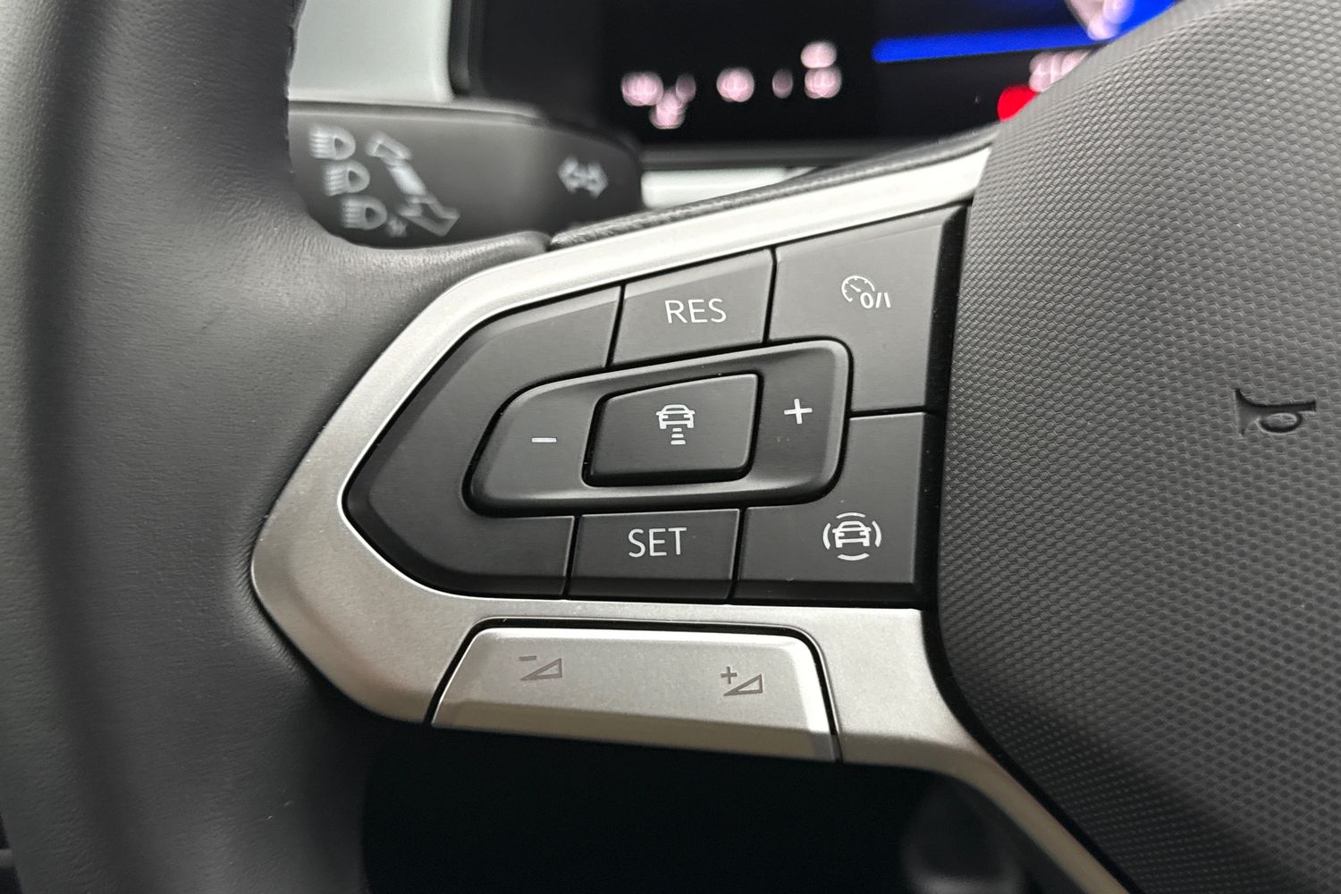 Used Volkswagen T-Roc 2025 for sale - 76197763: Photo 37