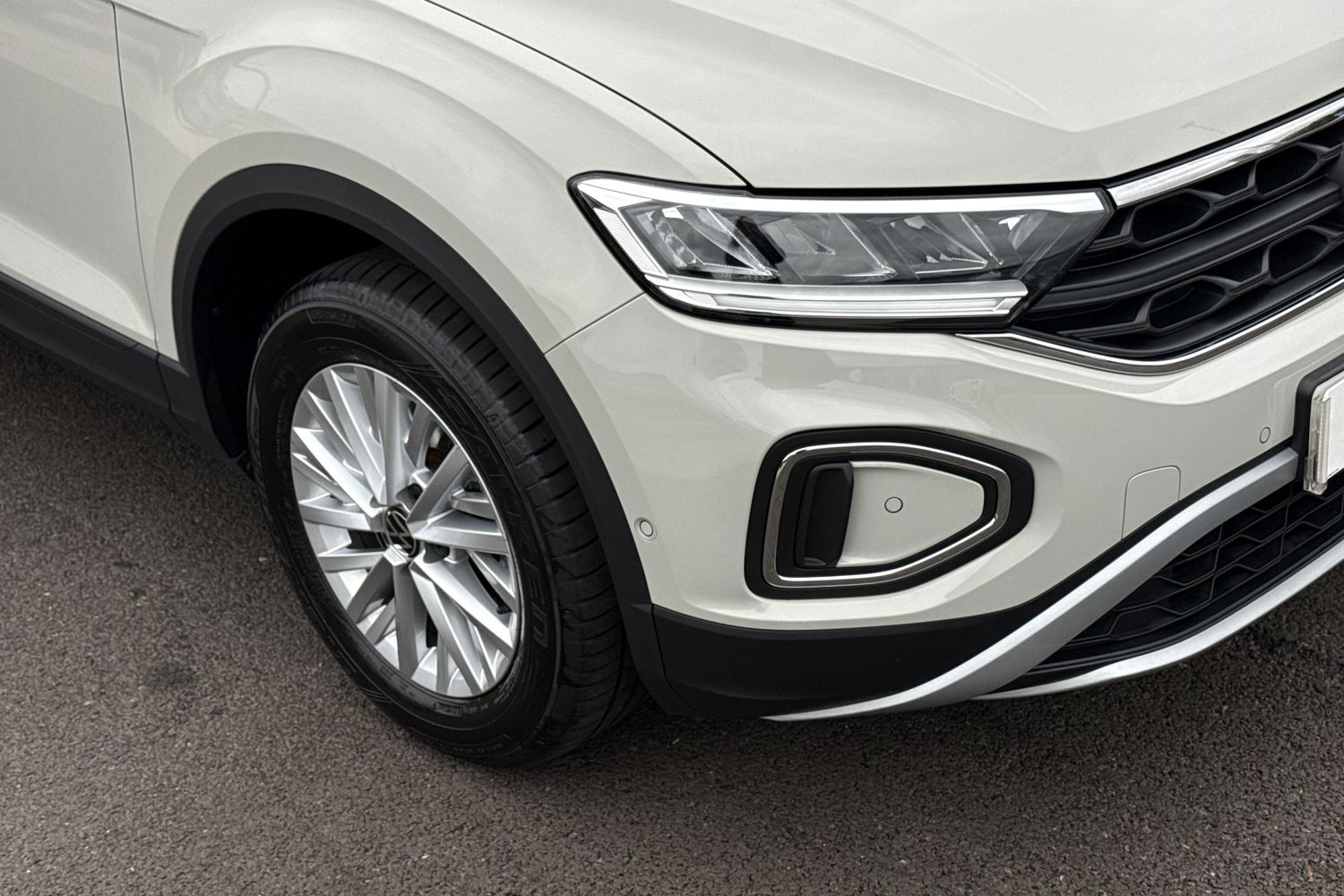 Used Volkswagen T-Roc 2025 for sale - 76197763: Photo 8