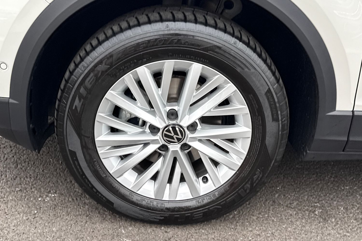 Used Volkswagen T-Roc 2025 for sale - 76197763: Photo 9
