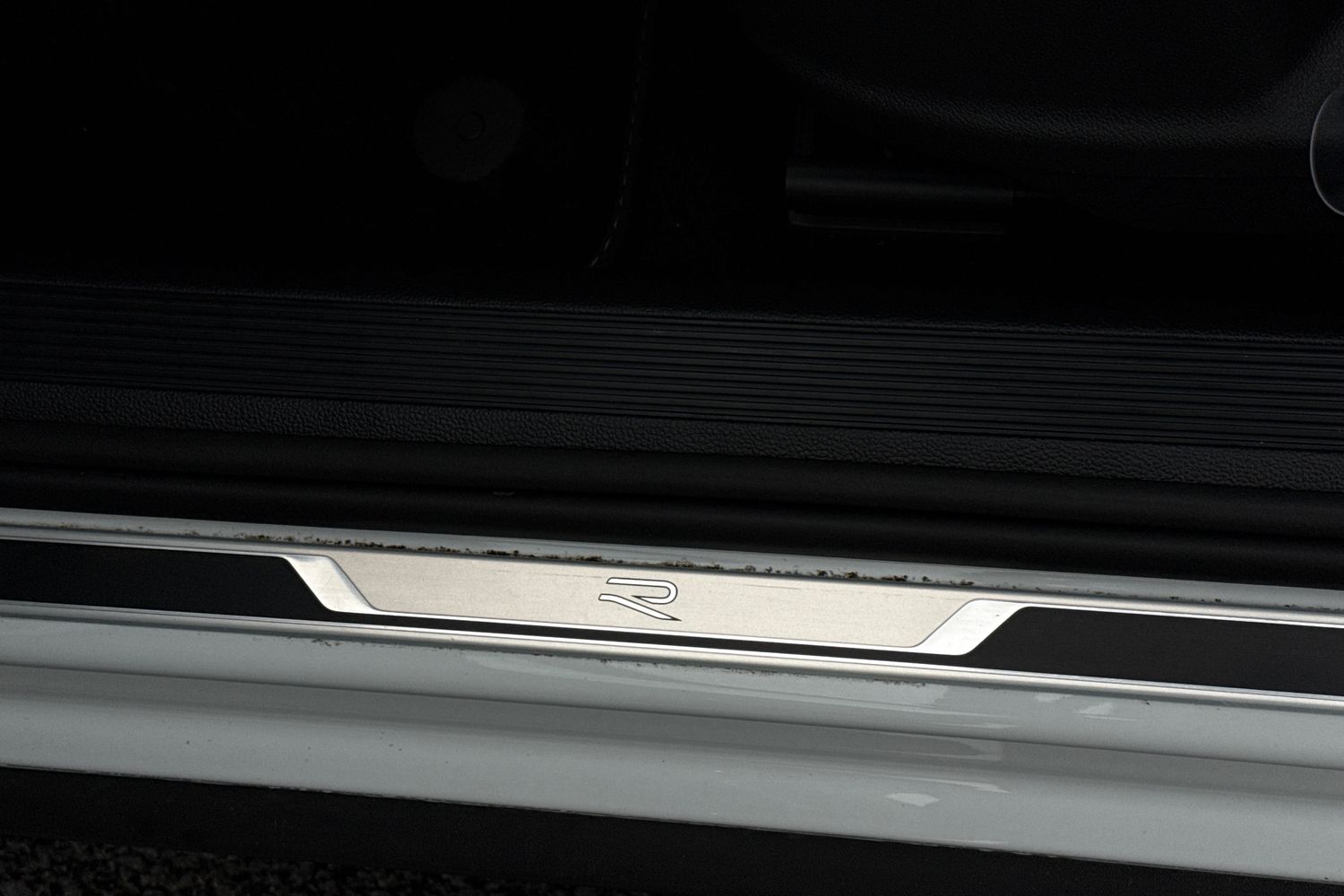 Used Volkswagen T-Roc 2023 for sale - 77500750: Photo 33