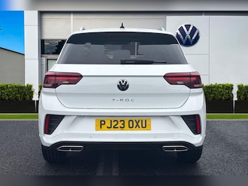 Used Volkswagen T-Roc 2023 for sale - 77500750: Photo