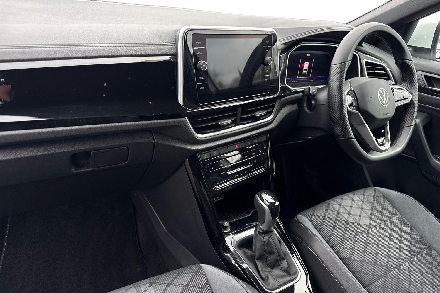 Used Volkswagen T-Roc 2023 for sale - 77500750: Photo 9