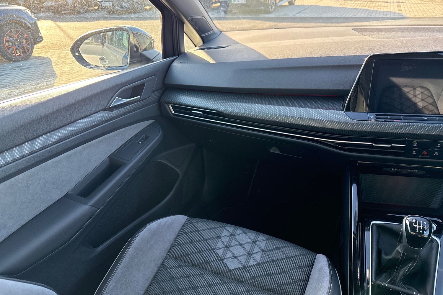 Used Volkswagen Golf 2024 for sale - 76604122: Photo 20