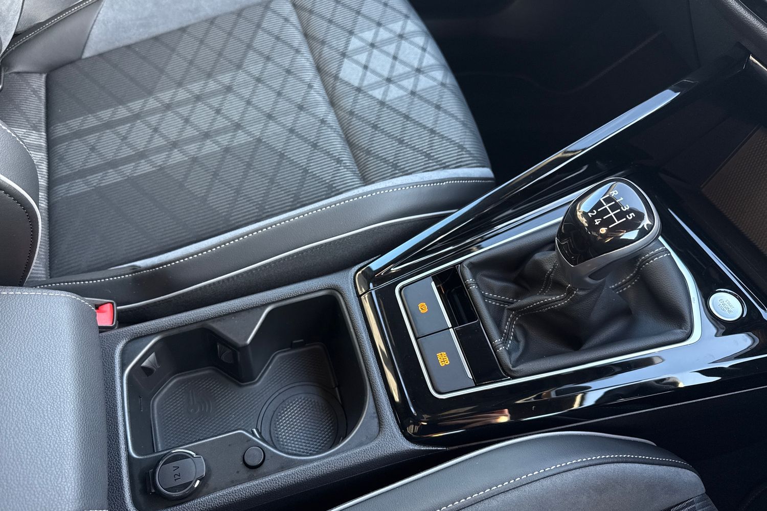 Used Volkswagen Golf 2024 for sale - 76604122: Photo 23