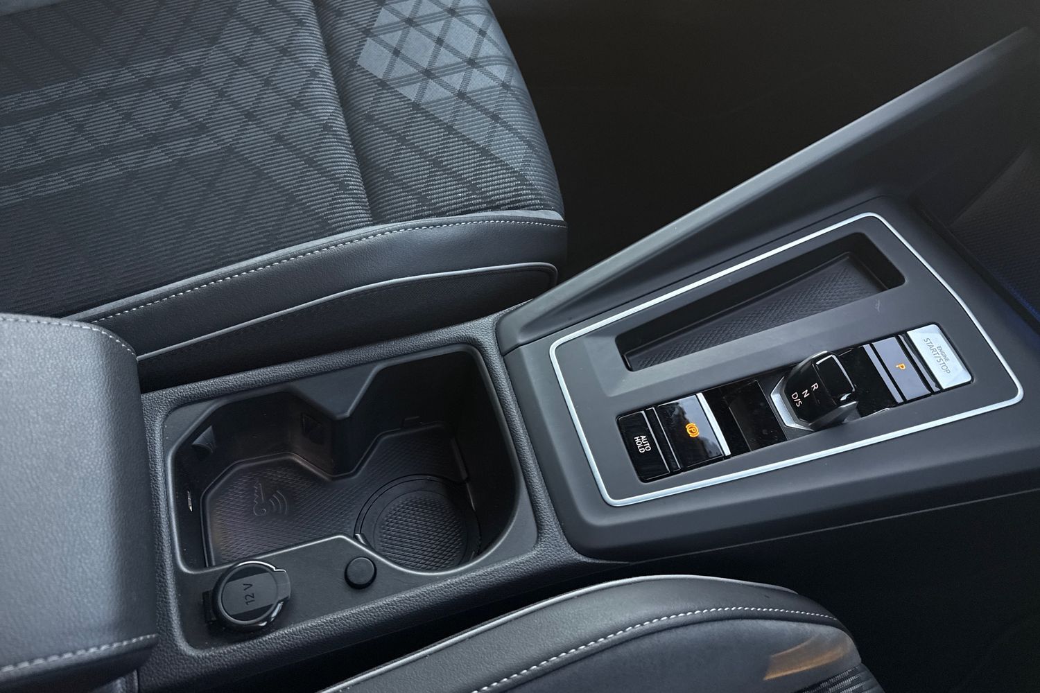 Used Volkswagen Golf 2020 for sale - 76636908: Photo 23