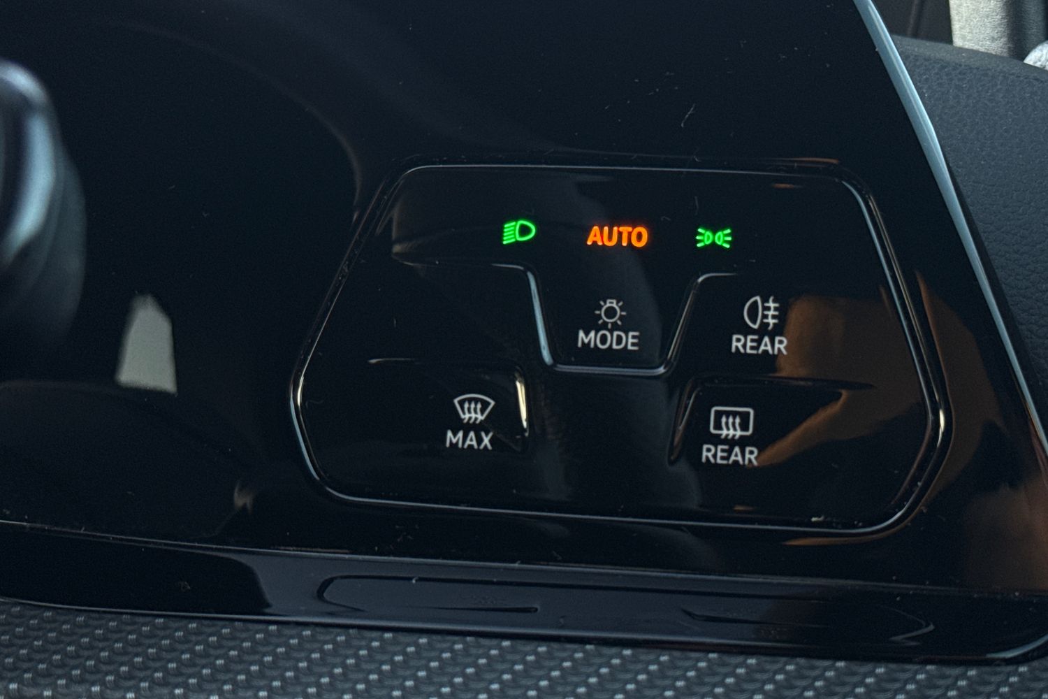 Used Volkswagen Golf 2020 for sale - 76636908: Photo 35