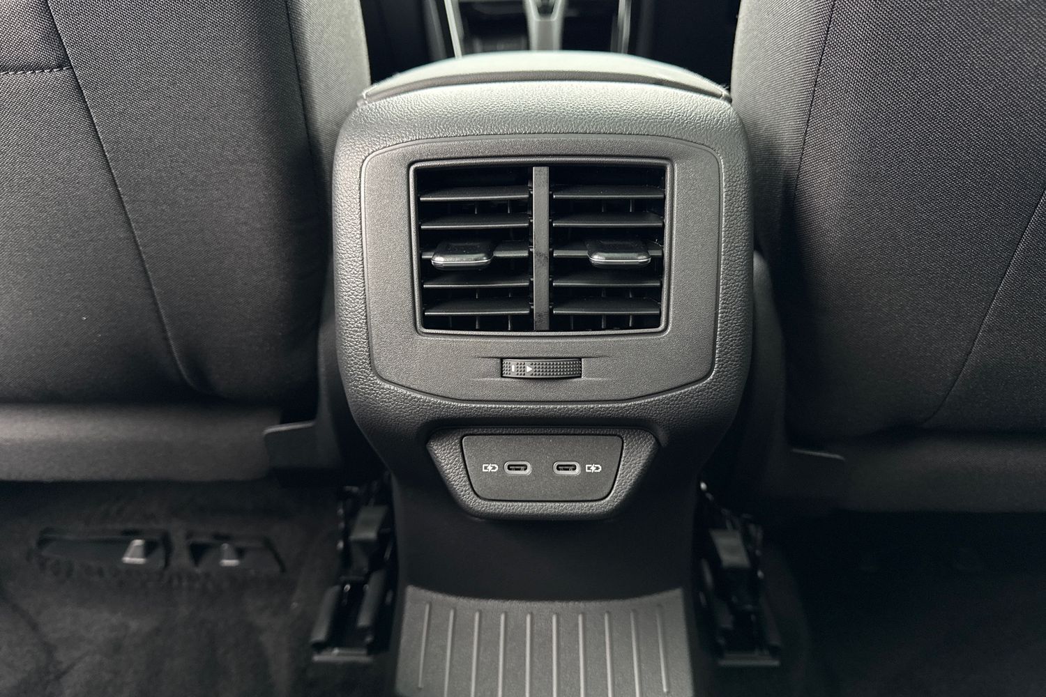 Used Volkswagen T-Roc 2026 for sale - 78218343: Photo 32