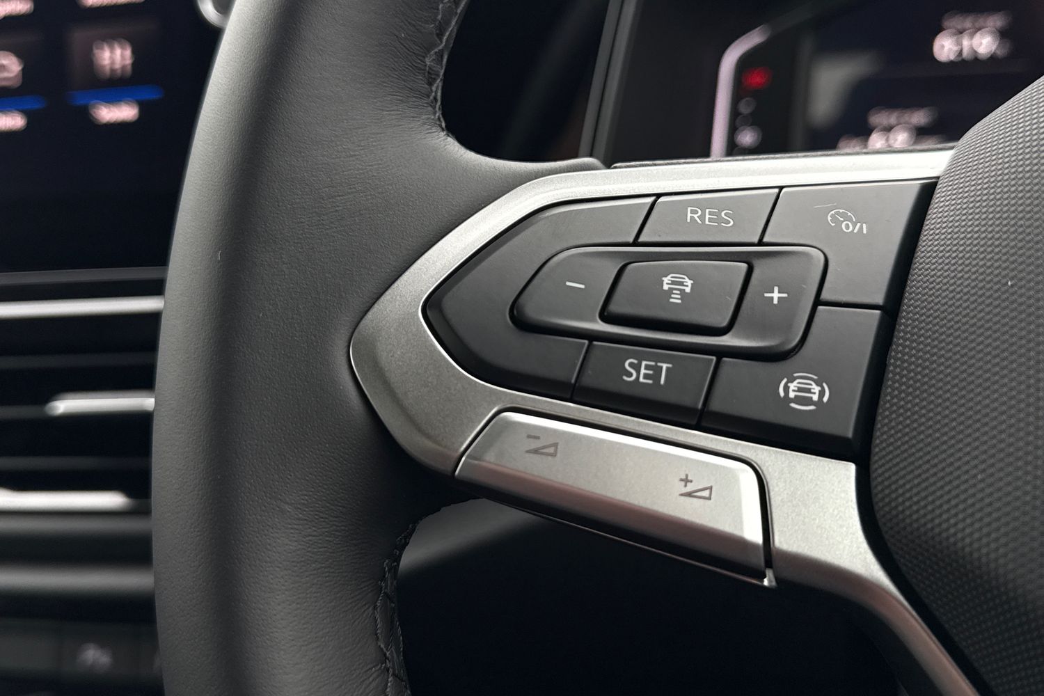 Used Volkswagen T-Roc 2026 for sale - 78218343: Photo 35