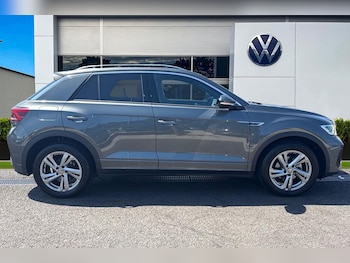 Used Volkswagen T-Roc 2024 for sale - 79215746: Photo