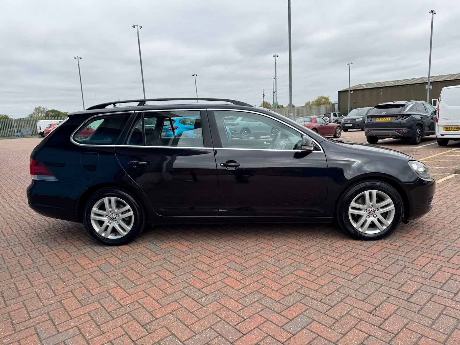 Used Volkswagen Golf 2012 for sale - 76220509: Photo 17