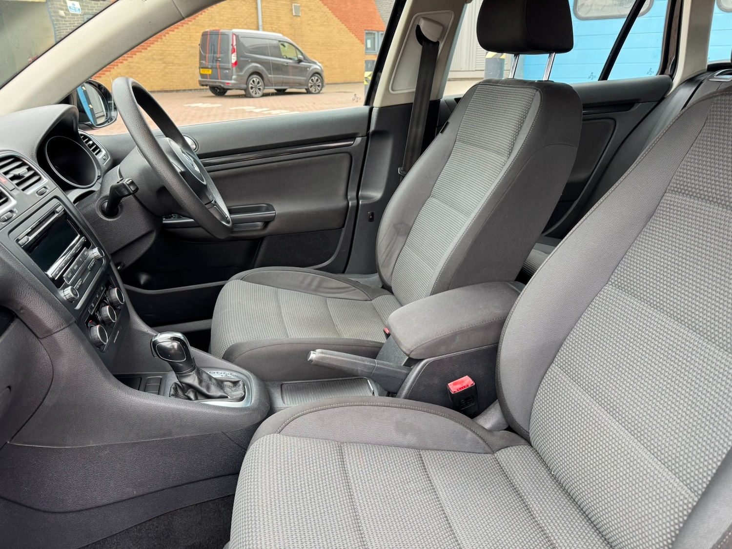 Used Volkswagen Golf 2012 for sale - 76220509: Photo 26