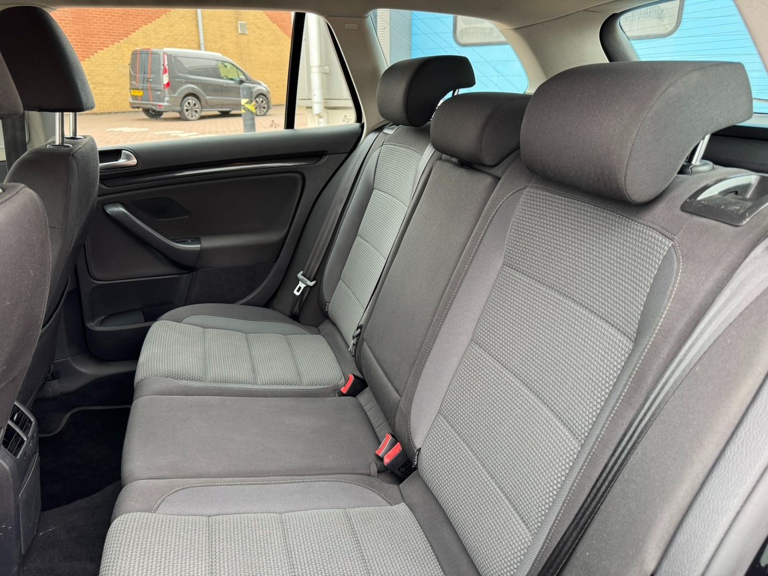 Used Volkswagen Golf 2012 for sale - 76220509: Photo 27