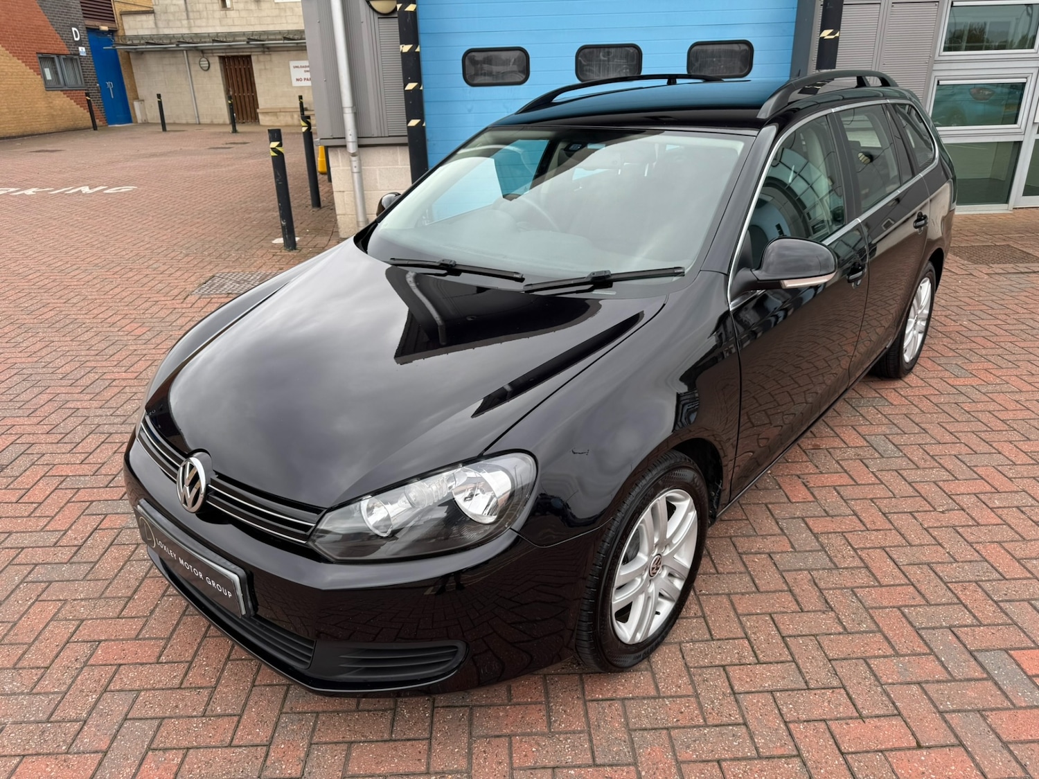 Used Volkswagen Golf 2012 for sale - 76220509: Photo 3