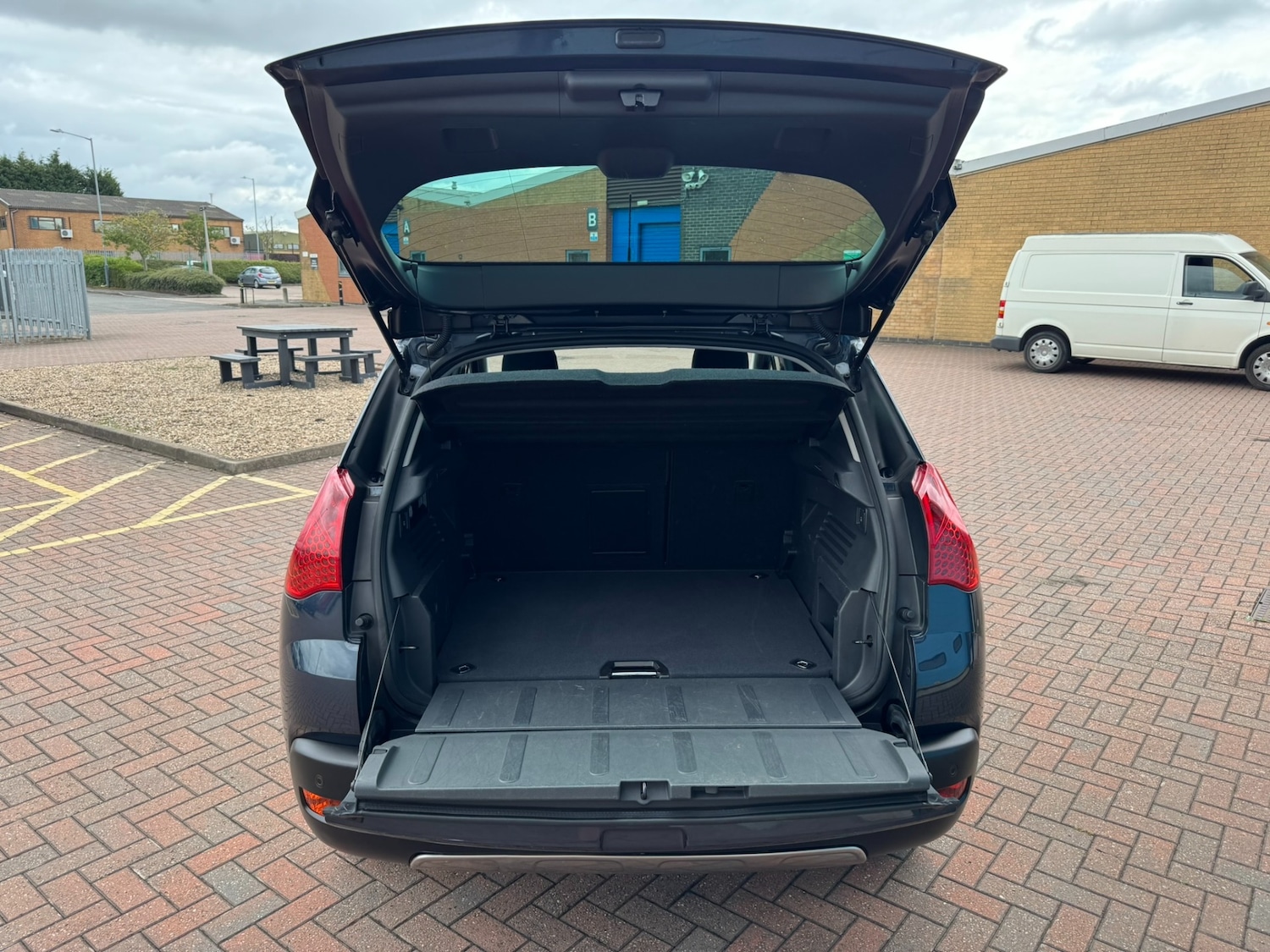 Vehicle 29