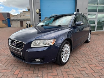 Used Volvo V50 2011 for sale - 76088482: Photo
