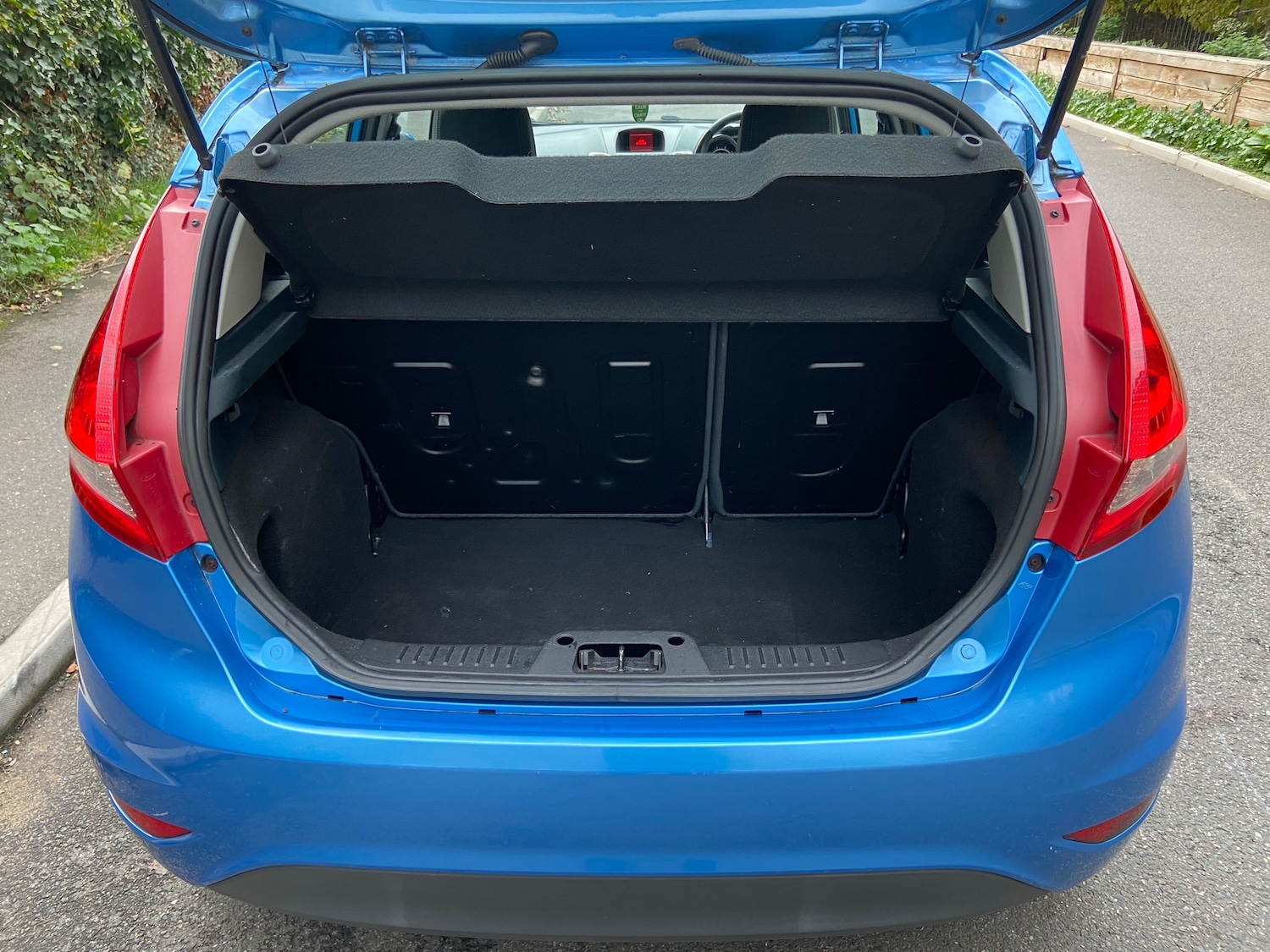 Used Ford Fiesta 2010 for sale - 76346868: Photo 10