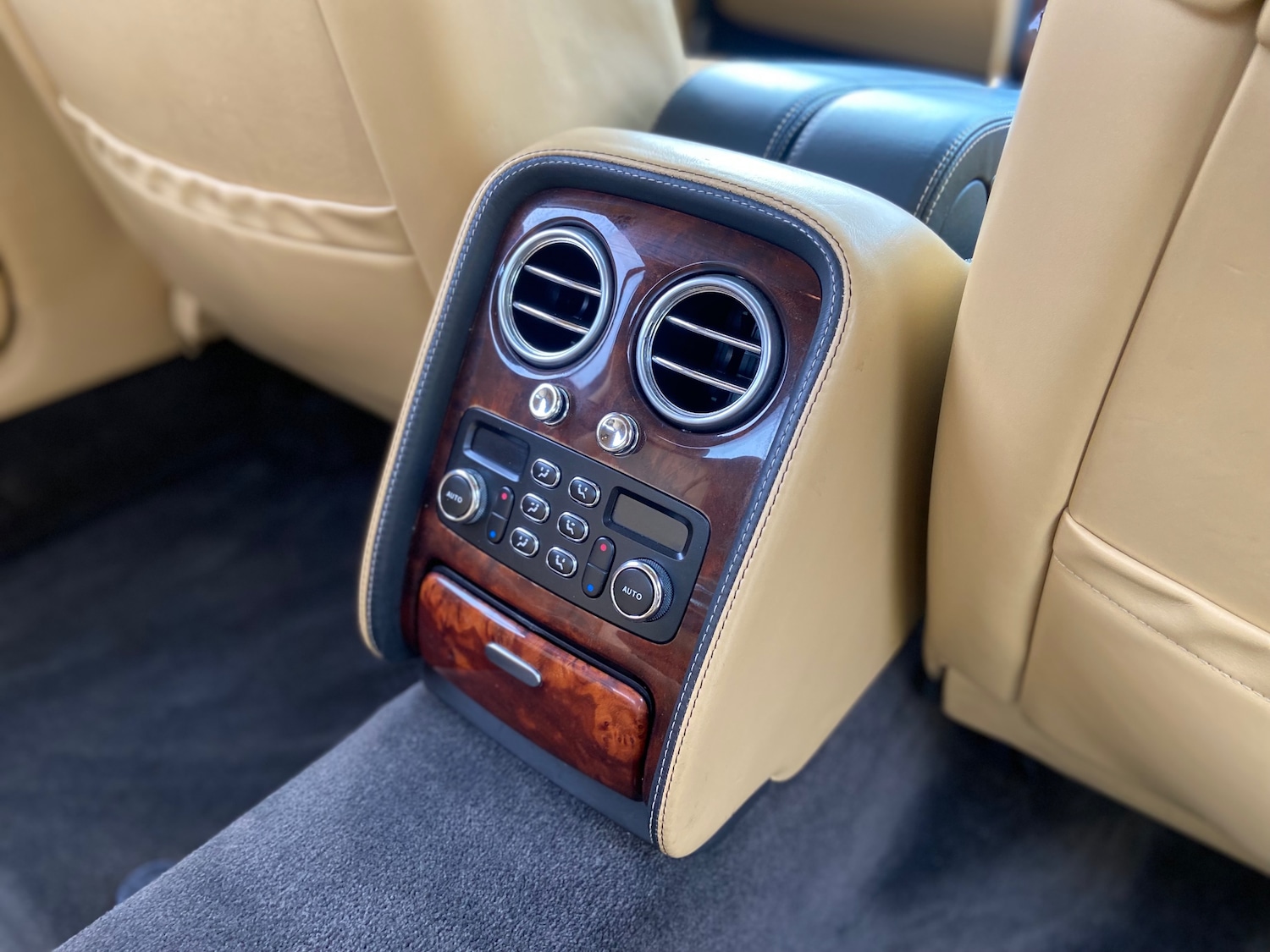 Used Bentley Flying Spur 2007 for sale - 77995215: Photo 27