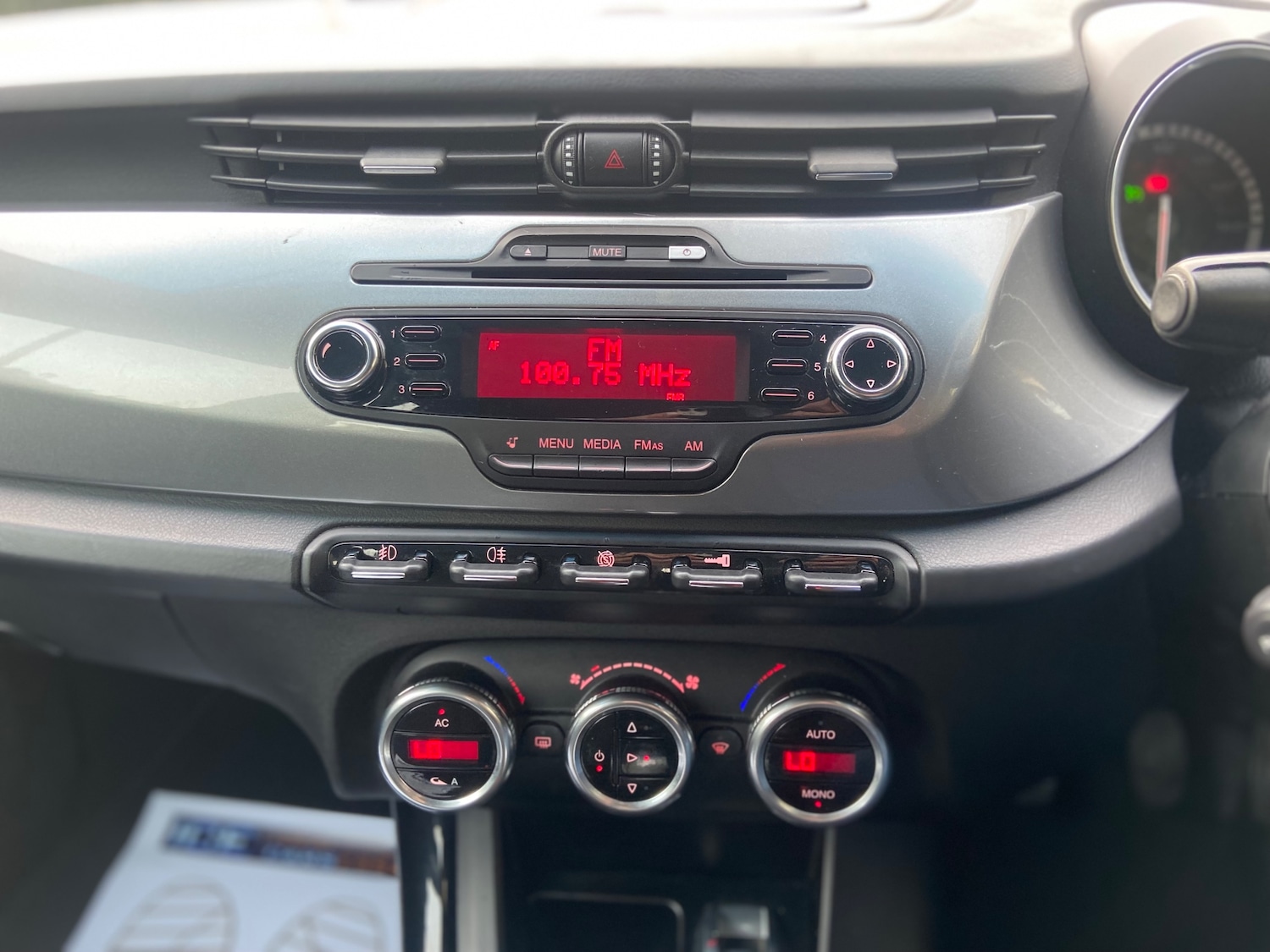 Used Alfa Romeo Giulietta 2010 for sale - 76480791: Photo 14