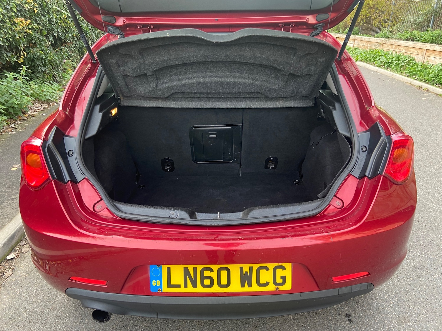 Used Alfa Romeo Giulietta 2010 for sale - 76480791: Photo 17