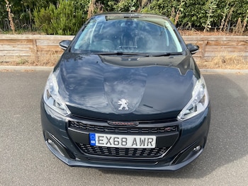 Used Peugeot 208 2018 for sale - 79463029: Photo
