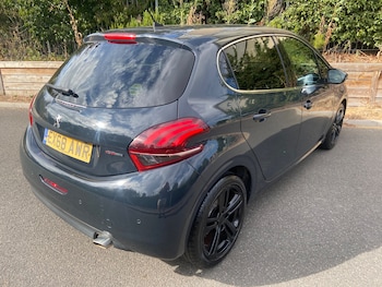 Used Peugeot 208 2018 for sale - 79463029: Photo