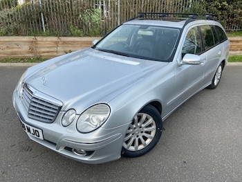 Used Mercedes-Benz E Class 2008 for sale - 77413989: Photo