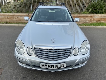 Used Mercedes-Benz E Class 2008 for sale - 77413989: Photo