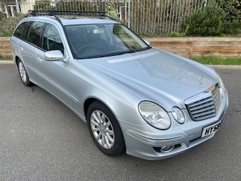 Used Mercedes-Benz E Class 2008 for sale - 77413989: Photo