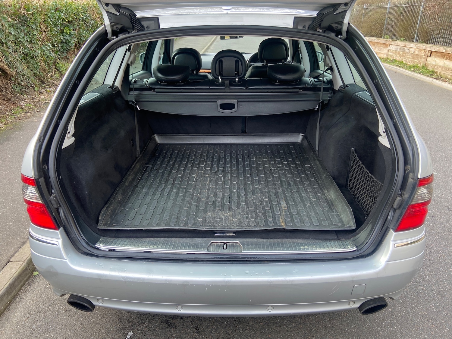 Used Mercedes-Benz E Class 2008 for sale - 77413989: Photo 9