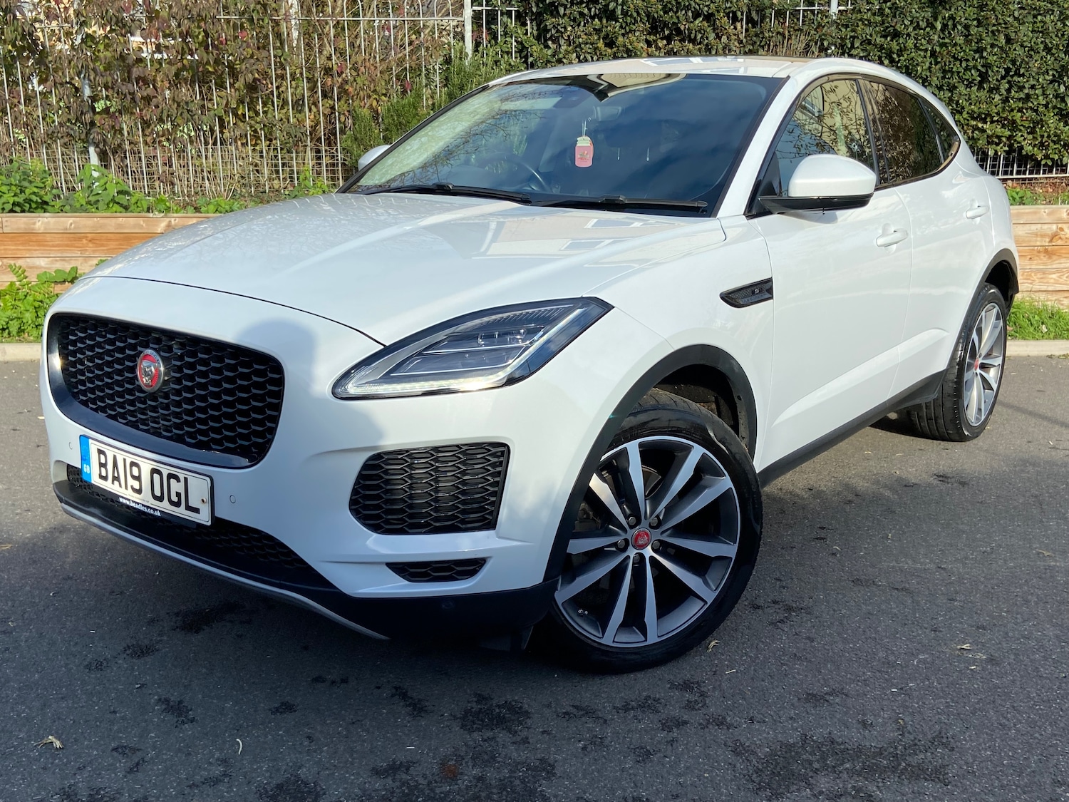 Used Jaguar E-Pace 2019 for sale - 76663126: Photo 12
