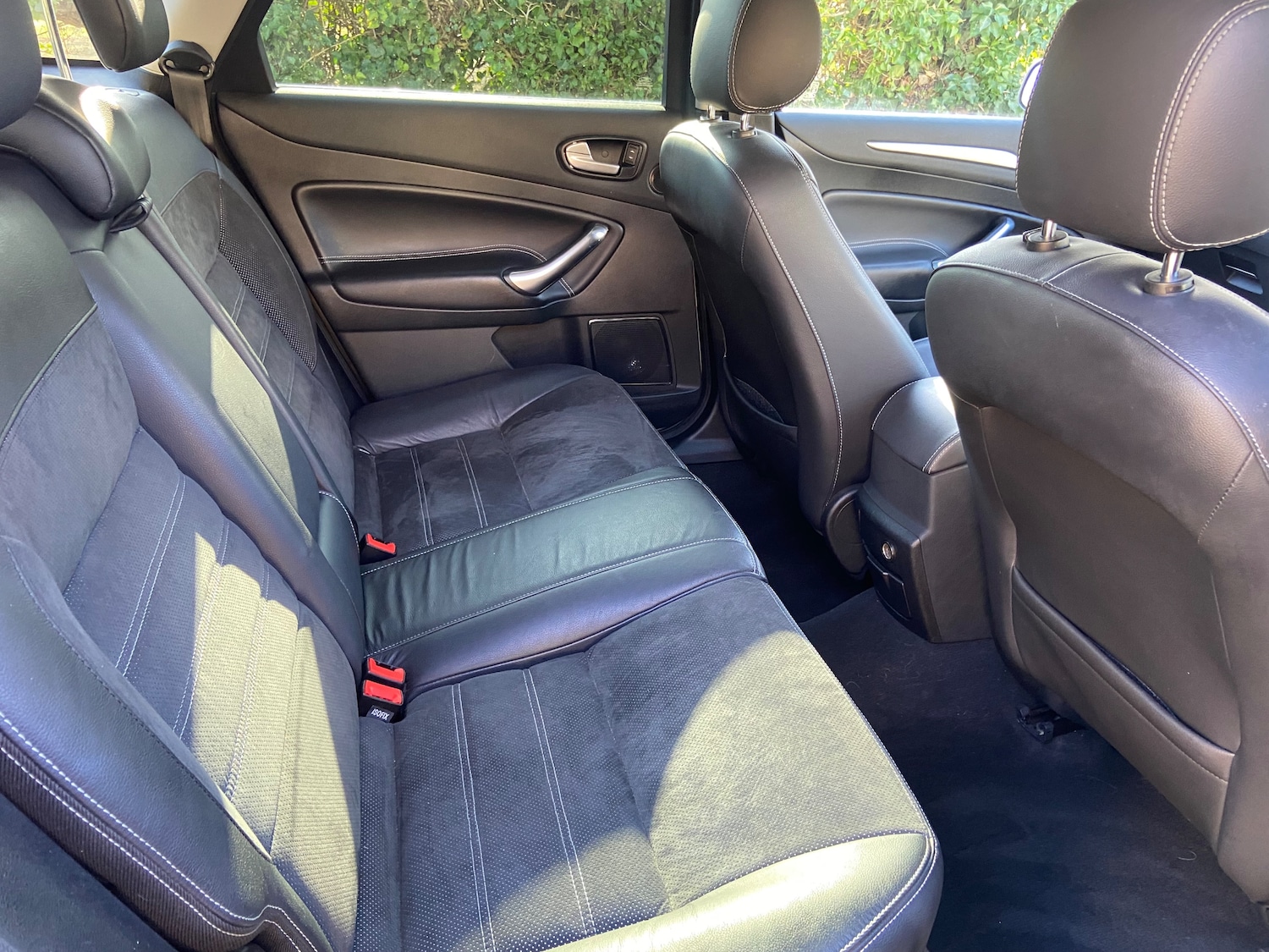 Used Ford Mondeo 2010 for sale - 77620334: Photo 12