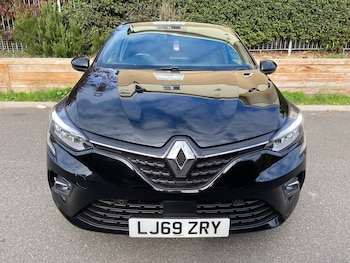 Used Renault Clio 2019 for sale - 76292867: Photo 2