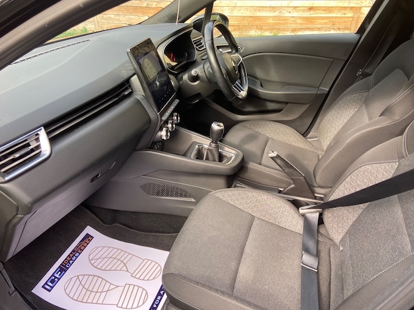 Used Renault Clio 2019 for sale - 76292867: Photo 8