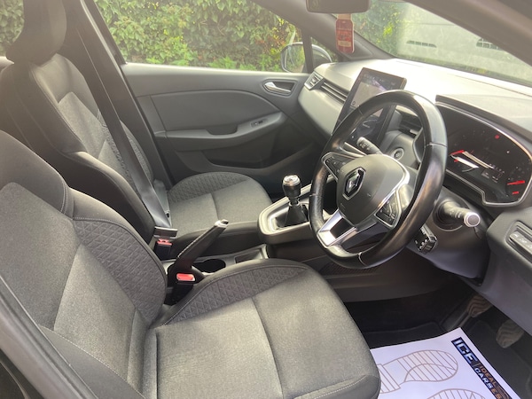 Used Renault Clio 2019 for sale - 76292867: Photo 9
