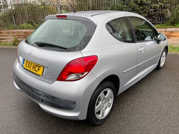 Used Peugeot 207 2011 for sale - 77421257: Photo