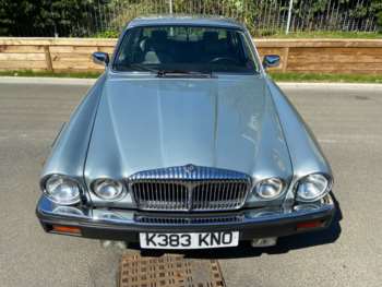Used Daimler Double Six 1992 for sale - 73873740: Photo